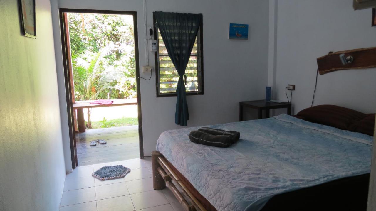 Happy Days Guest House Ko Kut Экстерьер фото