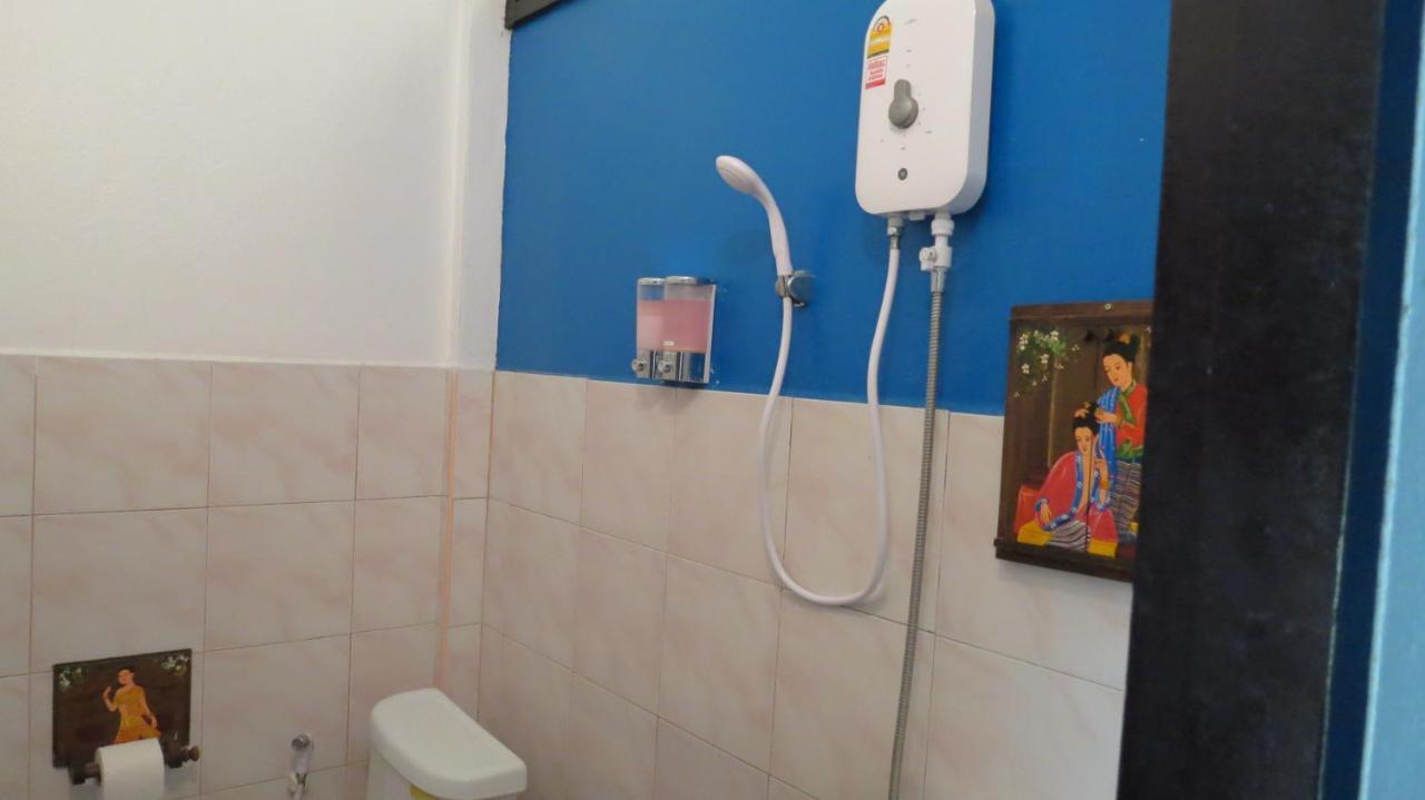 Happy Days Guest House Ko Kut Экстерьер фото